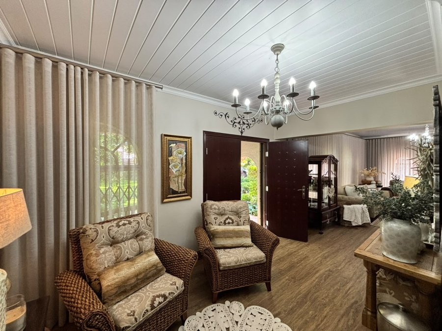 4 Bedroom Property for Sale in Grimbeeck Park North West